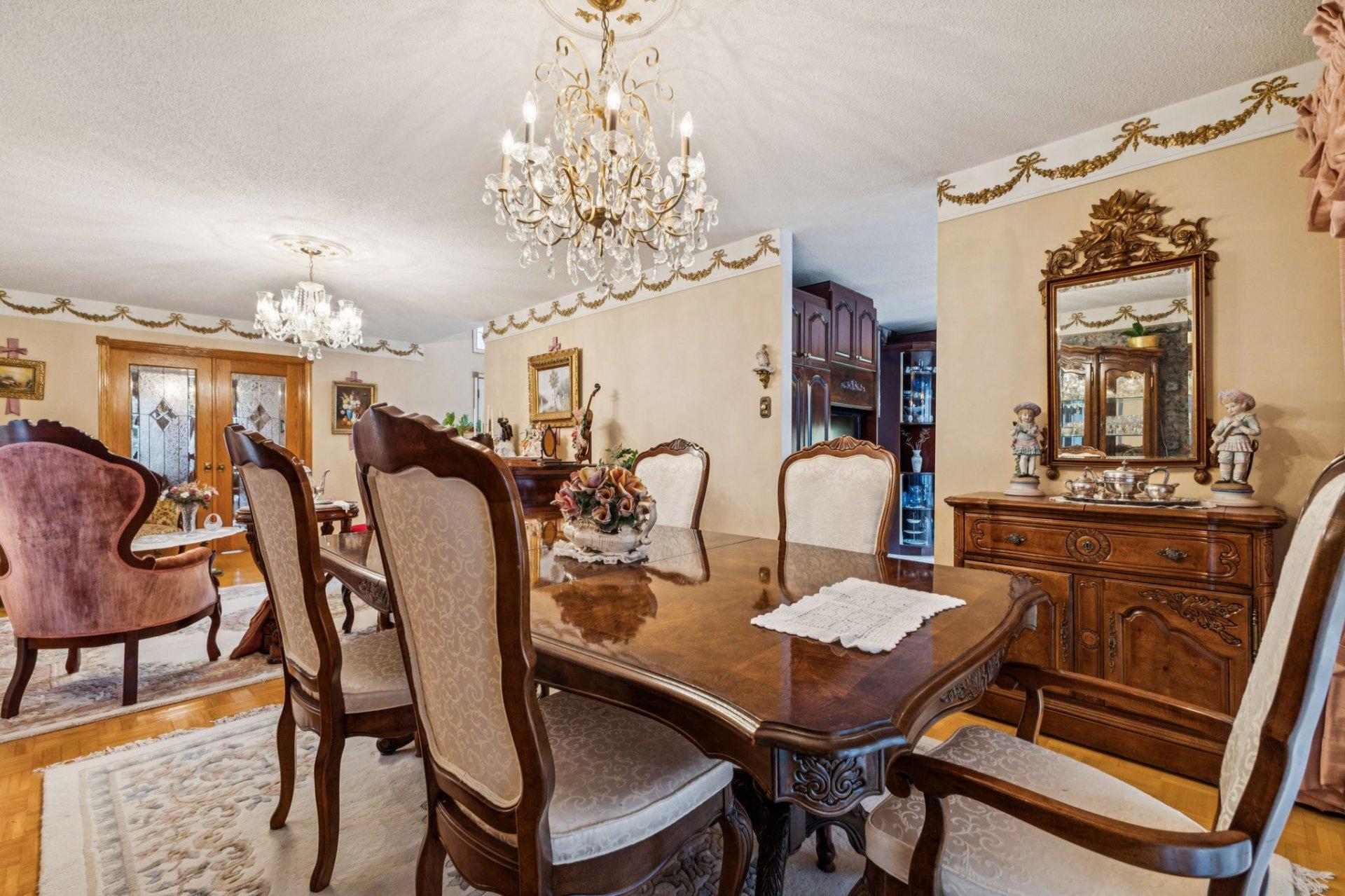 









208


Rue Leclerc

,
Gatineau (Gatineau),




QC
J8P6Y7

