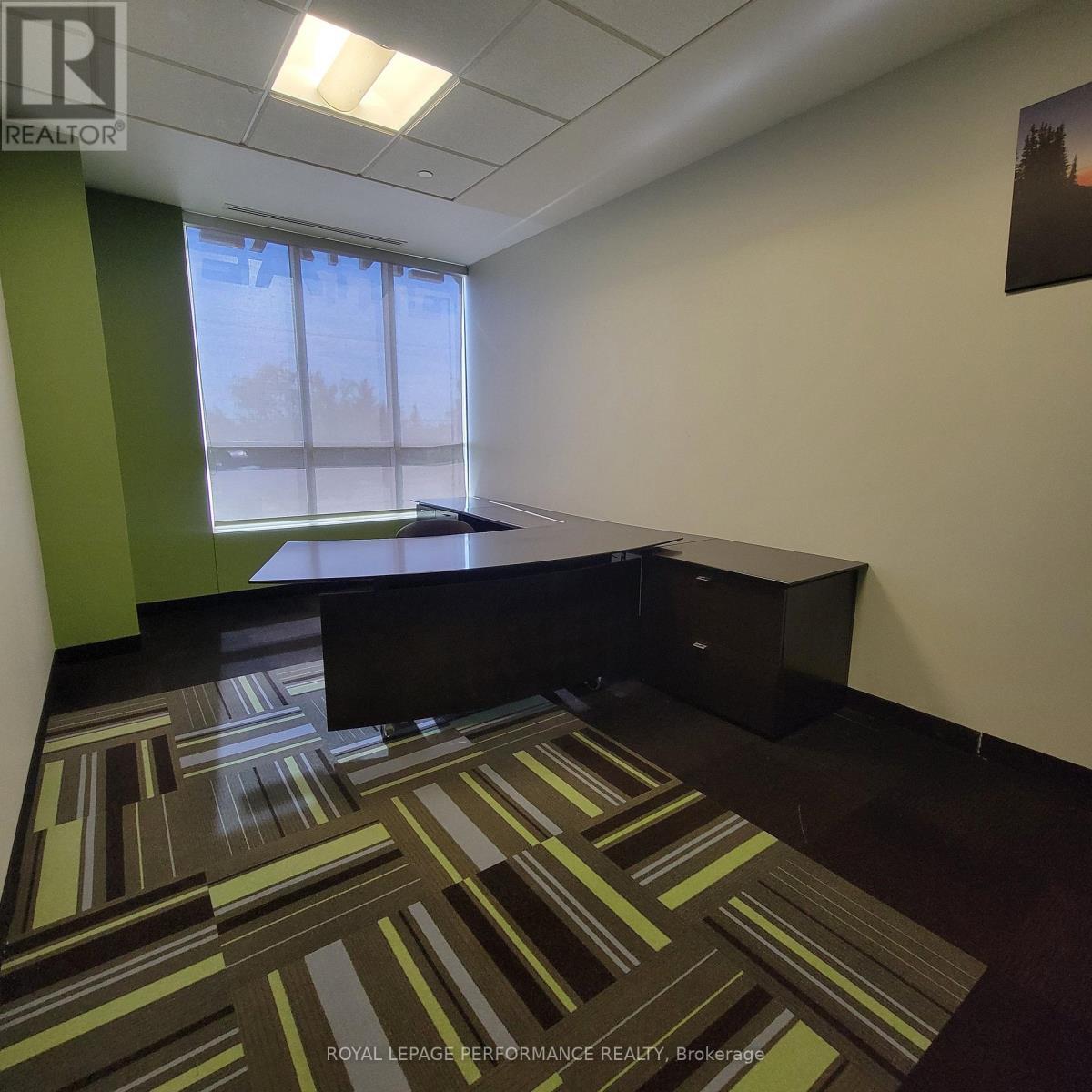 












200E - 4275 INNES ROAD

,
Ottawa,




Ontario
K1C1T1

