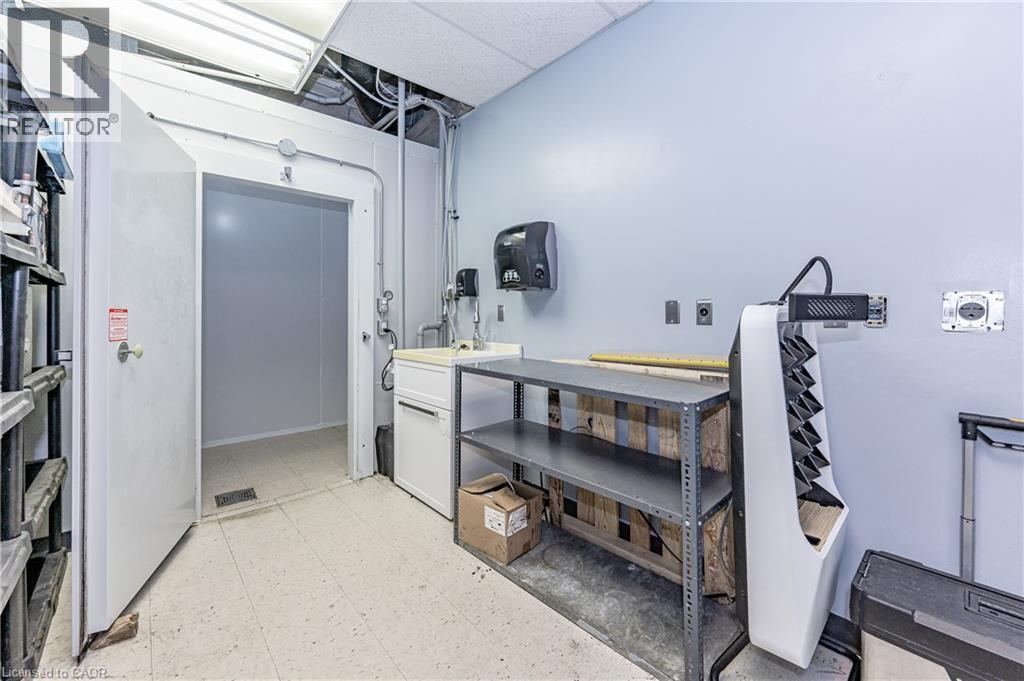 












361 SOUTHGATE Drive

,
Guelph,




Ontario
N1G3M5

