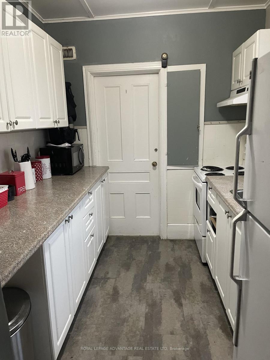 












28 MCEWEN AVENUE

,
Smiths Falls,




Ontario
K7A2K4

