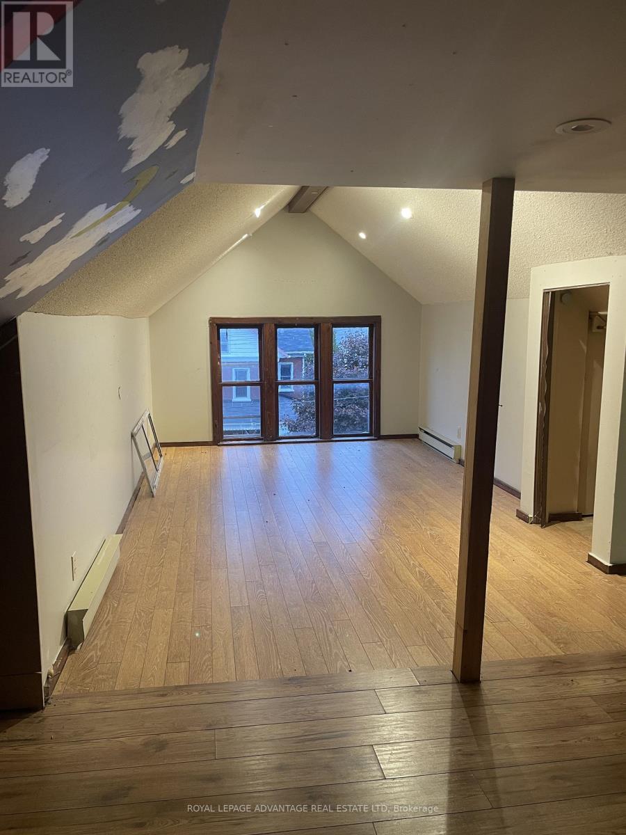 












28 MCEWEN AVENUE

,
Smiths Falls,




Ontario
K7A2K4

