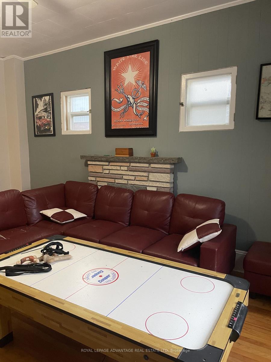 












28 MCEWEN AVENUE

,
Smiths Falls,




Ontario
K7A2K4

