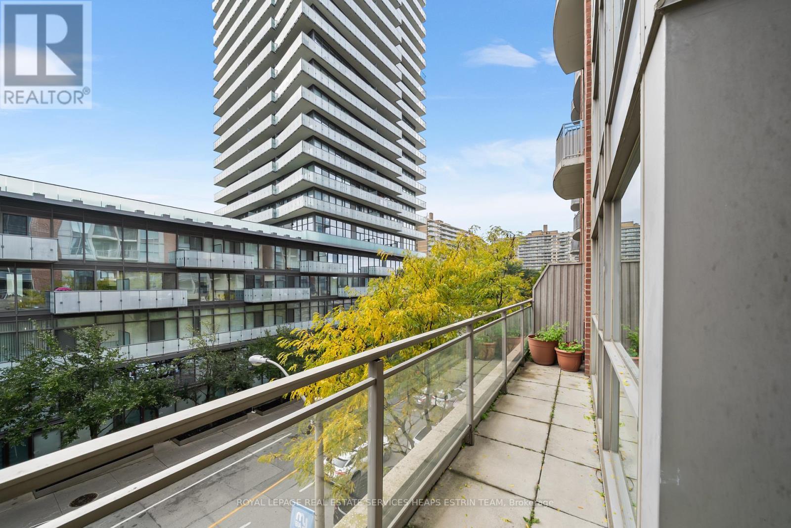 












302 - 18 MERTON STREET

,
Toronto,




Ontario
M4S3G9

