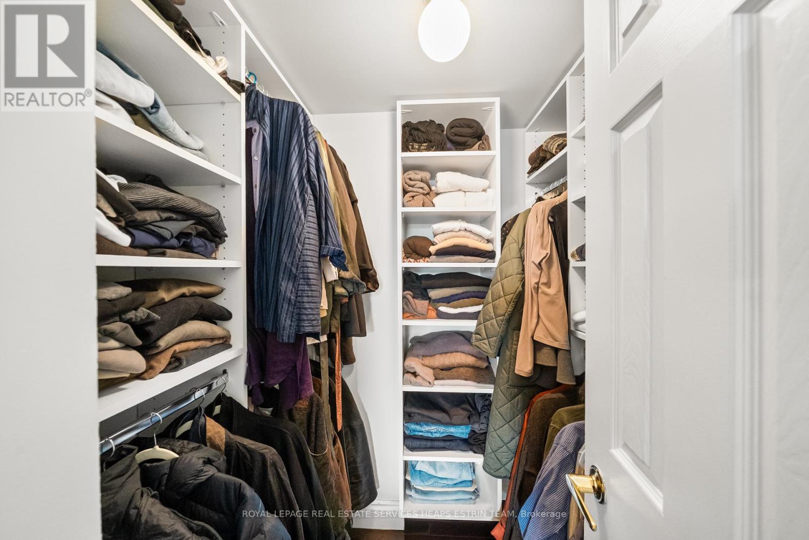 












302 - 18 MERTON STREET

,
Toronto,




Ontario
M4S3G9

