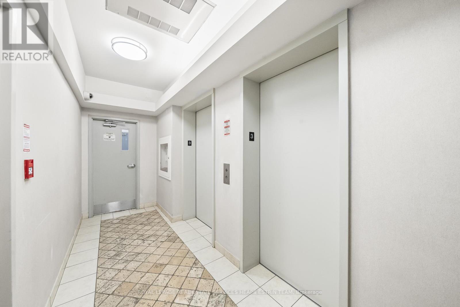 












302 - 18 MERTON STREET

,
Toronto,




Ontario
M4S3G9

