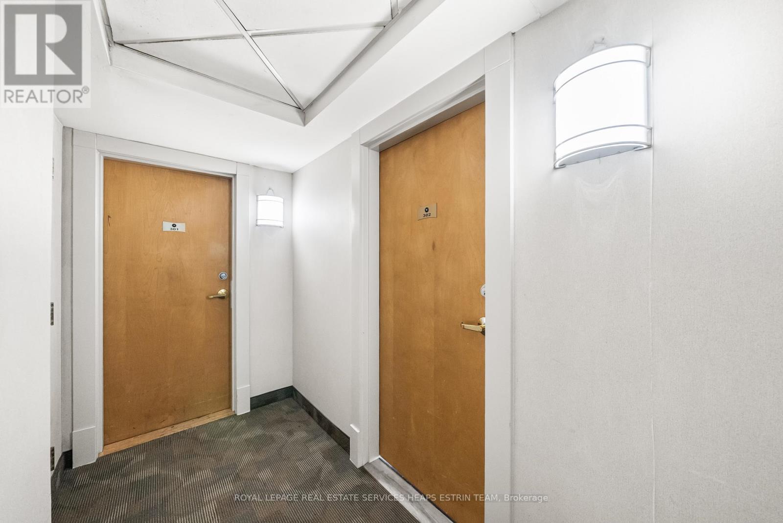 












302 - 18 MERTON STREET

,
Toronto,




Ontario
M4S3G9

