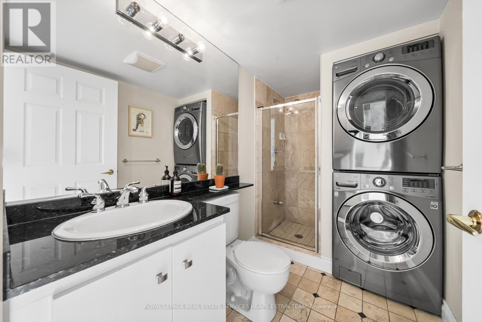 












302 - 18 MERTON STREET

,
Toronto,




Ontario
M4S3G9

