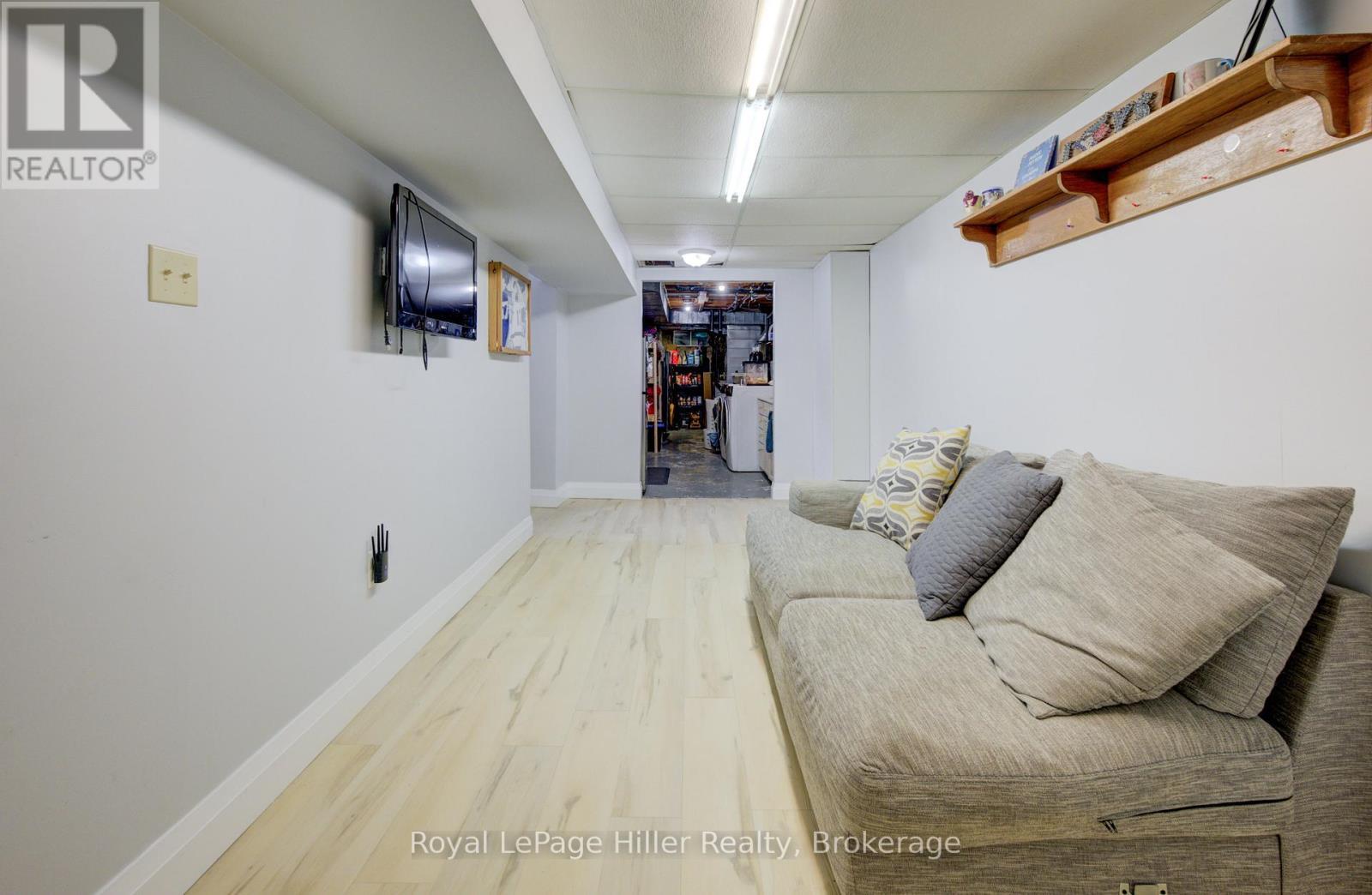 












50 WYATT STREET

,
Stratford,




Ontario
N5A7C8

