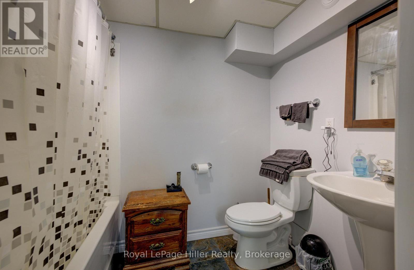 












50 WYATT STREET

,
Stratford,




Ontario
N5A7C8

