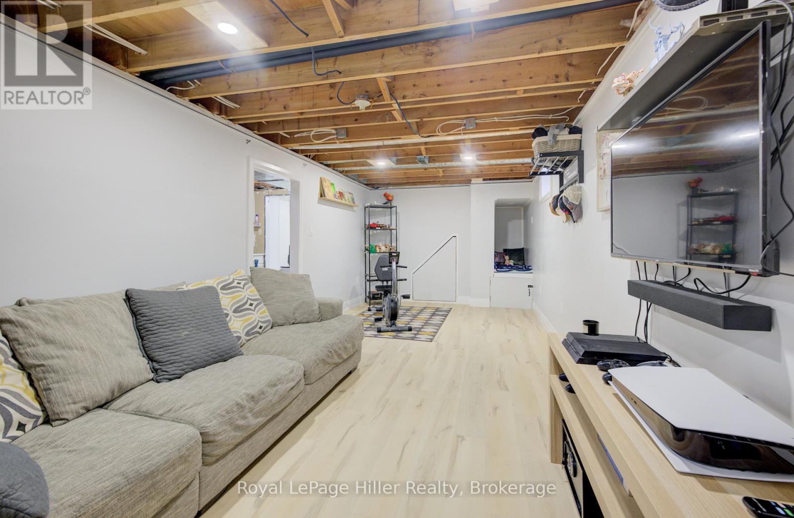 












50 WYATT STREET

,
Stratford,




Ontario
N5A7C8

