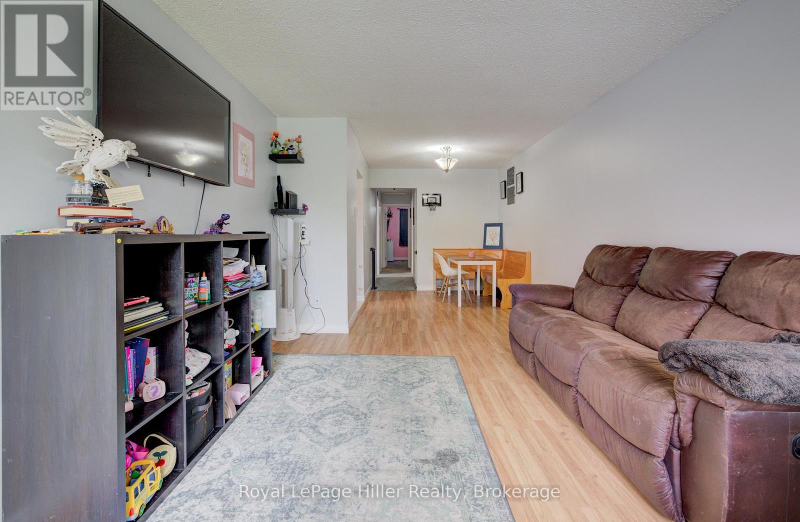 












50 WYATT STREET

,
Stratford,




Ontario
N5A7C8

