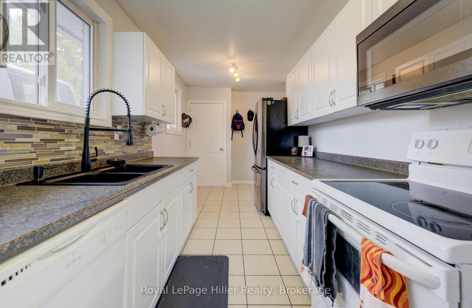 












50 WYATT STREET

,
Stratford,




Ontario
N5A7C8

