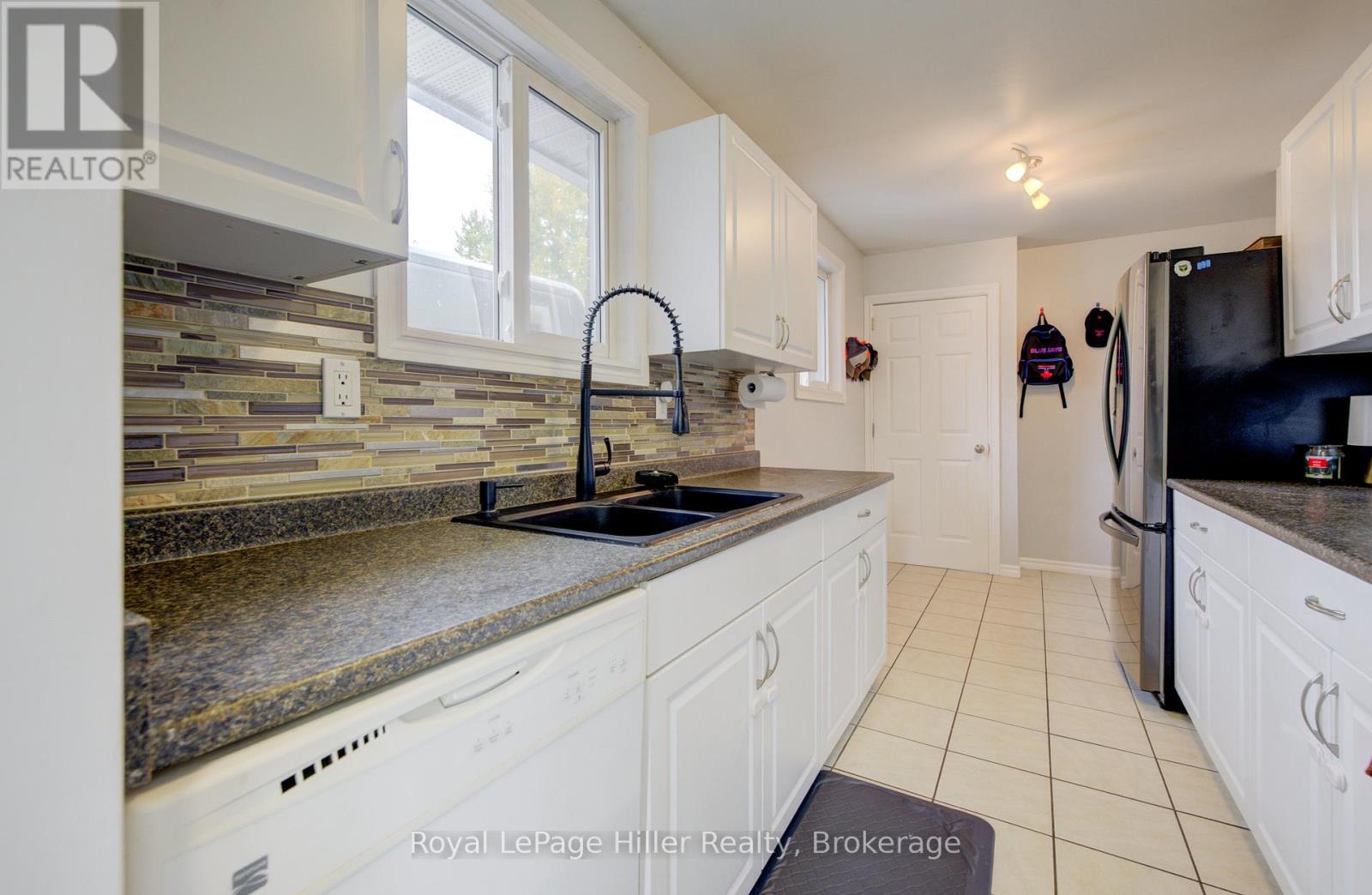 












50 WYATT STREET

,
Stratford,




Ontario
N5A7C8

