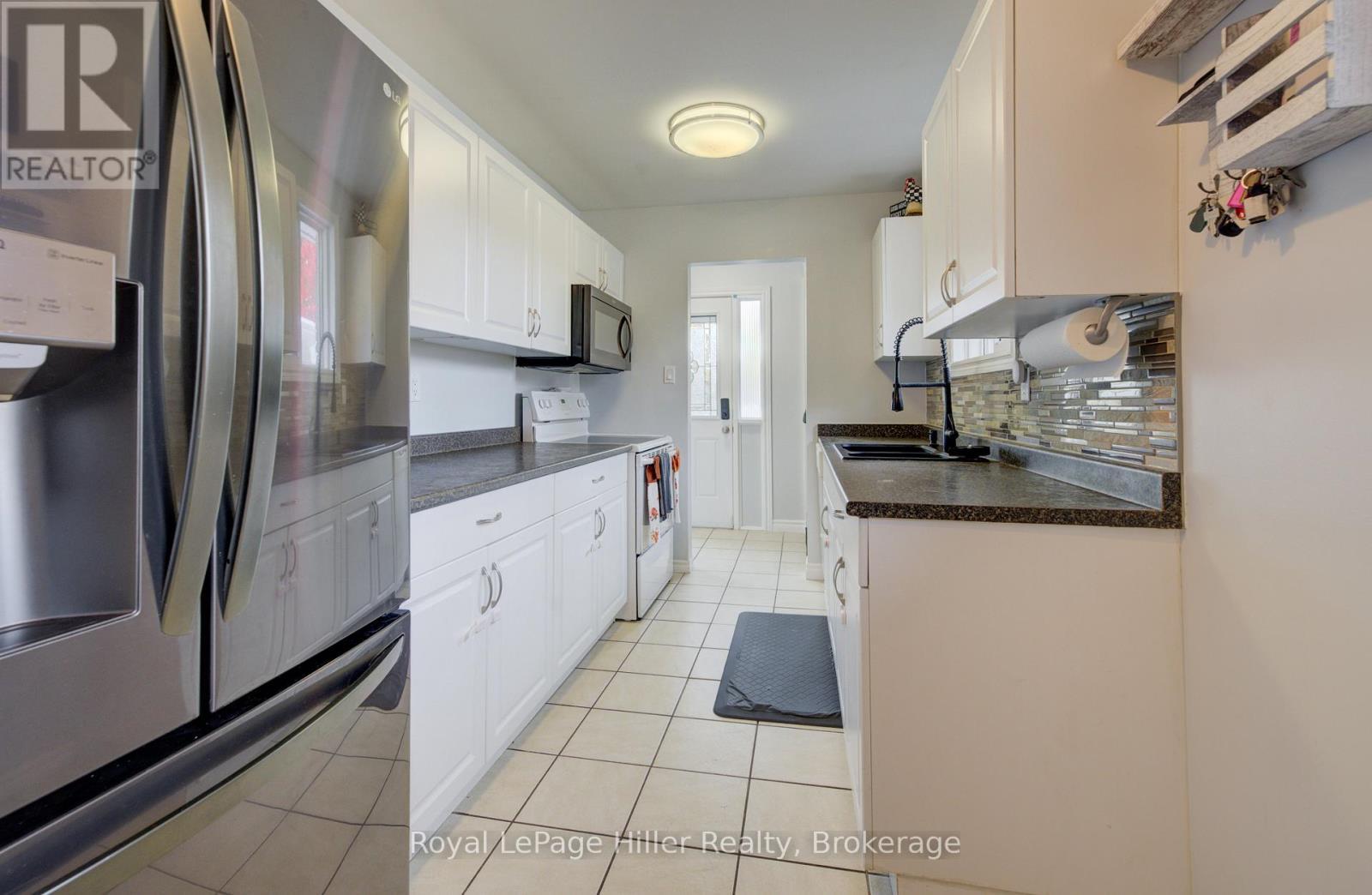 












50 WYATT STREET

,
Stratford,




Ontario
N5A7C8

