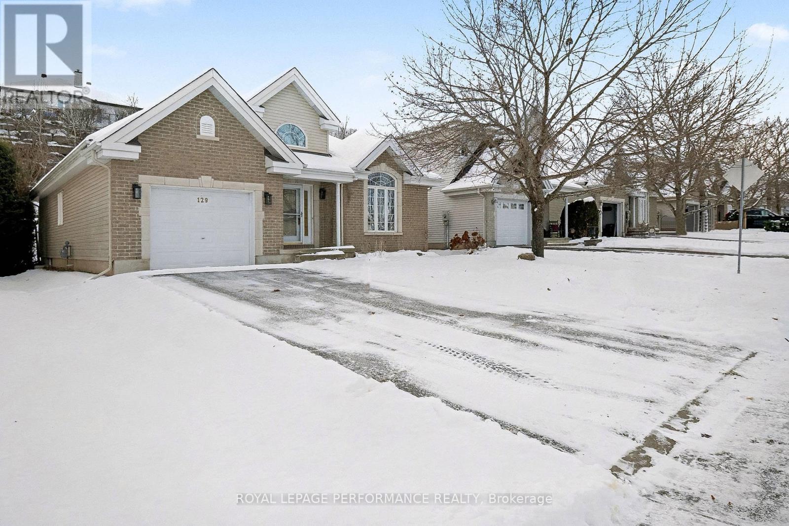 












129 BEAUMONT AVENUE

,
Clarence-Rockland,




Ontario
K4K1R7

