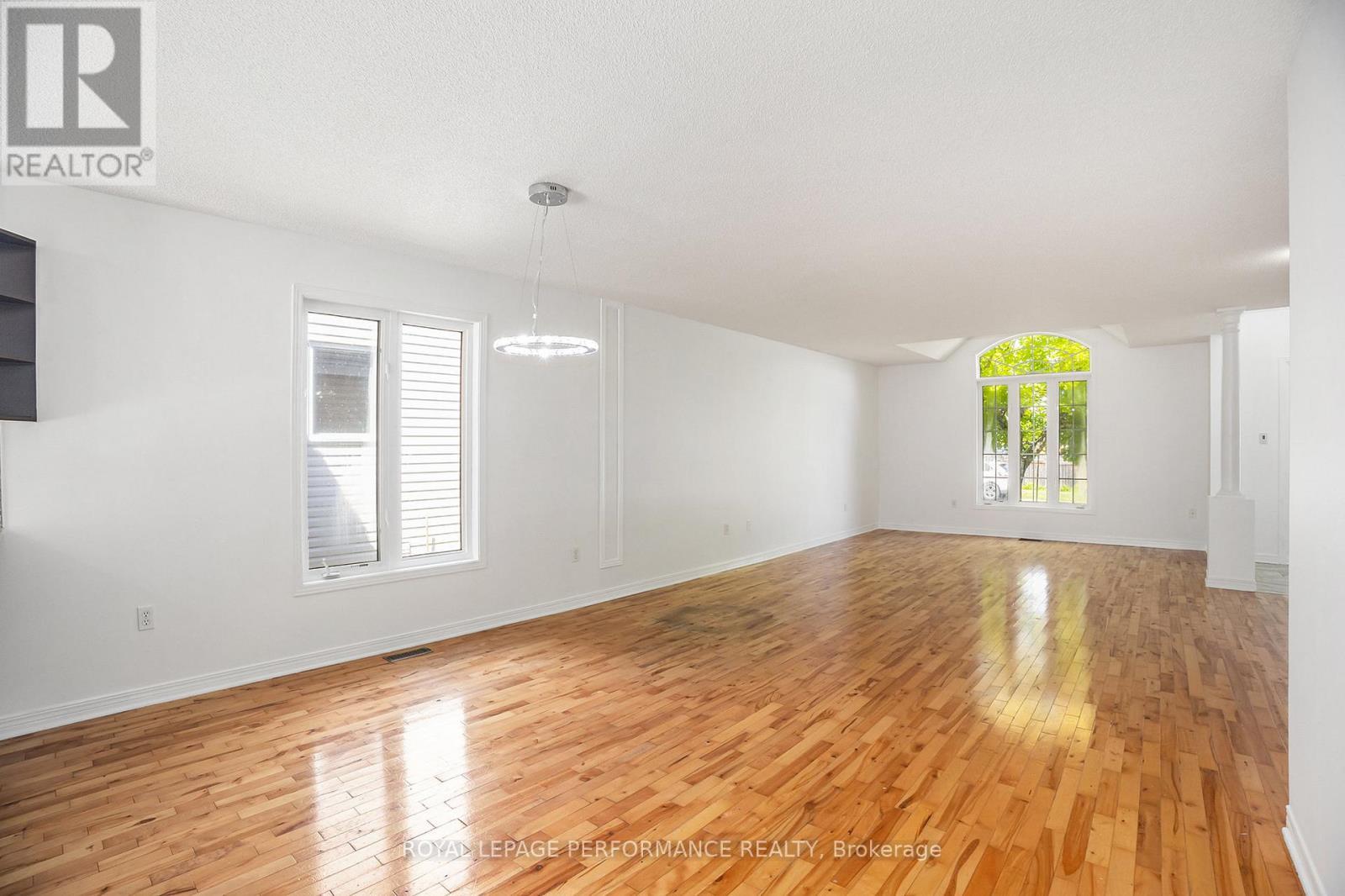 












129 BEAUMONT AVENUE

,
Clarence-Rockland,




Ontario
K4K1R7

