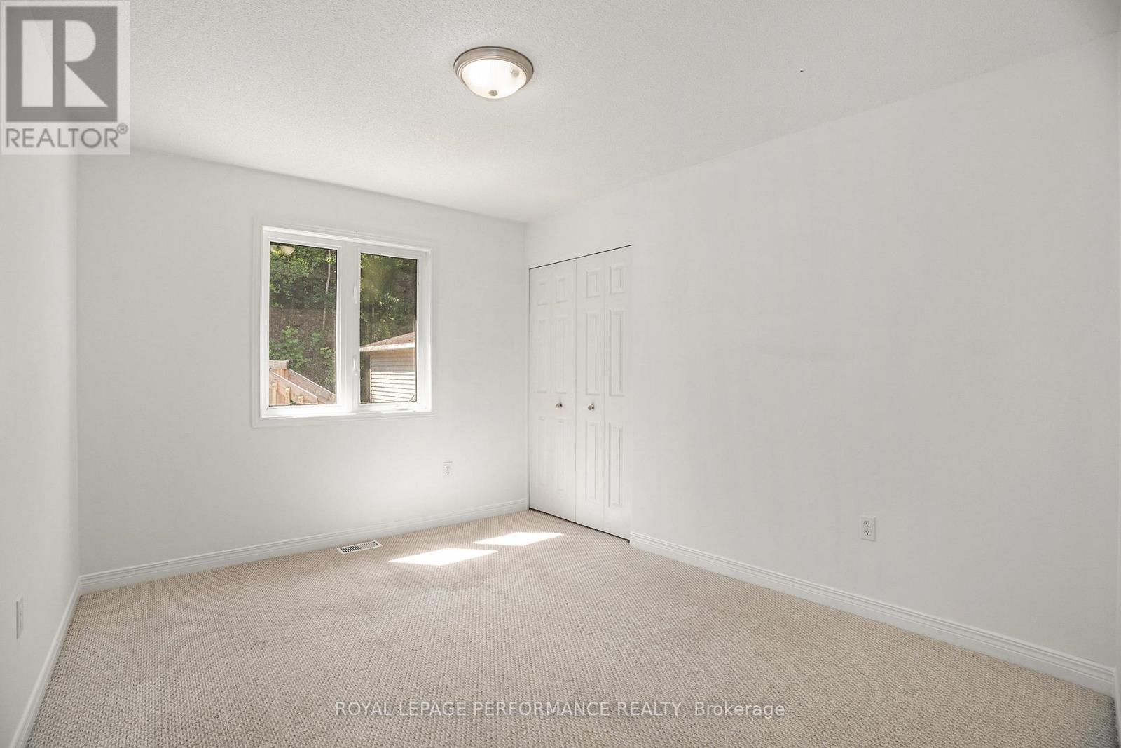 












129 BEAUMONT AVENUE

,
Clarence-Rockland,




Ontario
K4K1R7

