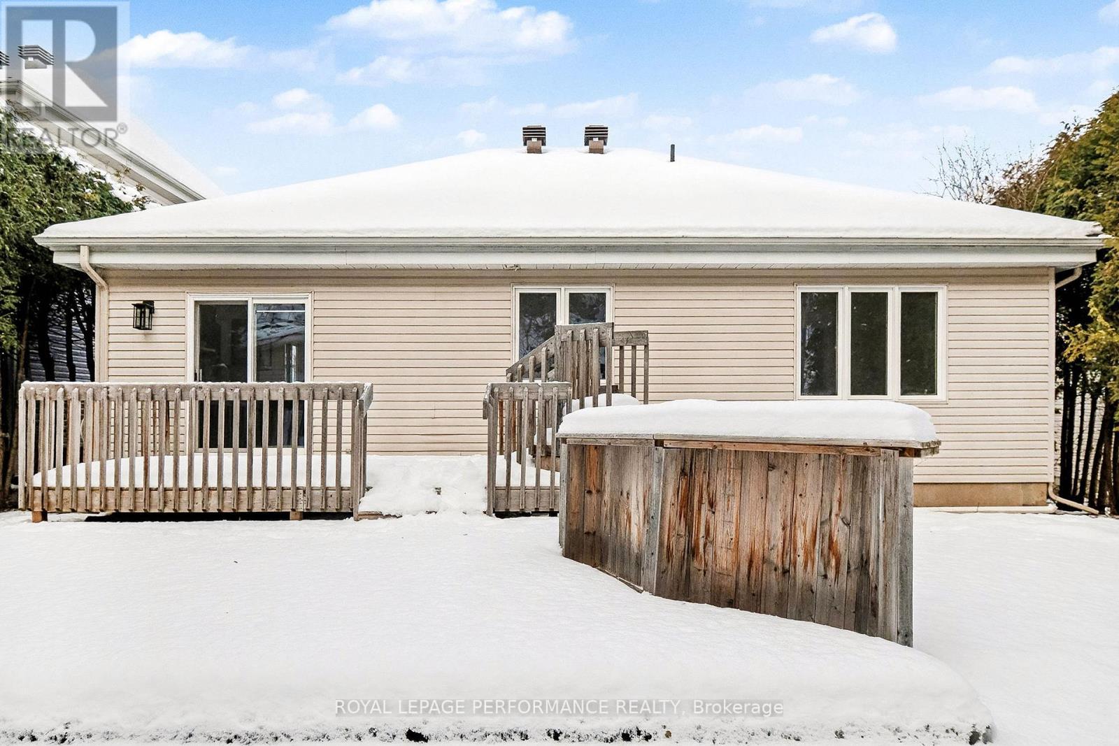 












129 BEAUMONT AVENUE

,
Clarence-Rockland,




Ontario
K4K1R7

