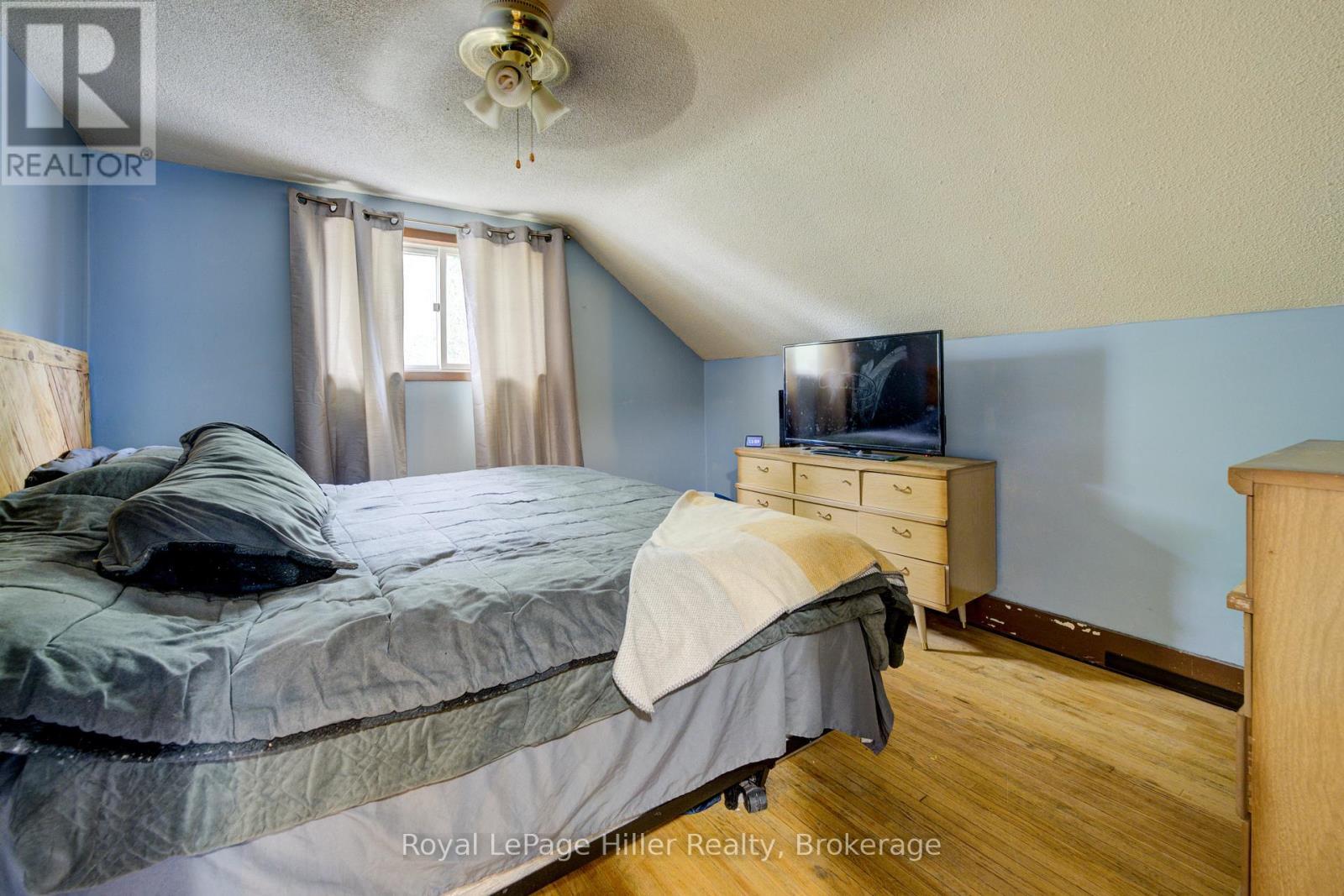 












104 TRINITY STREET

,
Stratford,




Ontario
N5A4P6

