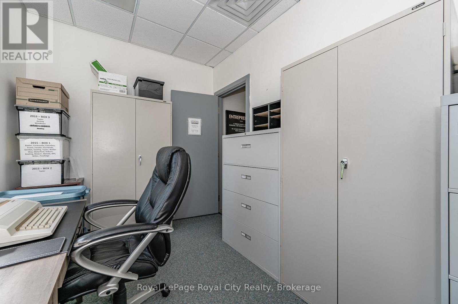 












361 SOUTHGATE DRIVE

,
Guelph (Clairfields/Hanlon Business Park),




Ontario
N1G3M5

