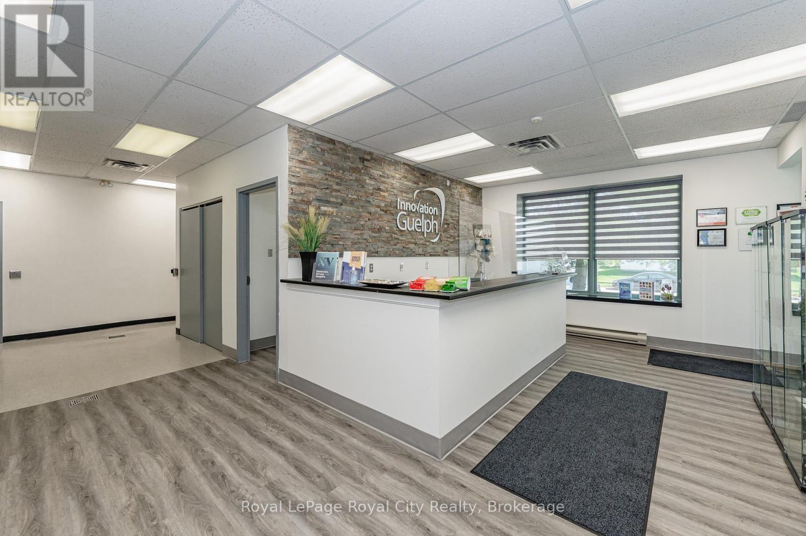 












361 SOUTHGATE DRIVE

,
Guelph (Clairfields/Hanlon Business Park),




Ontario
N1G3M5

