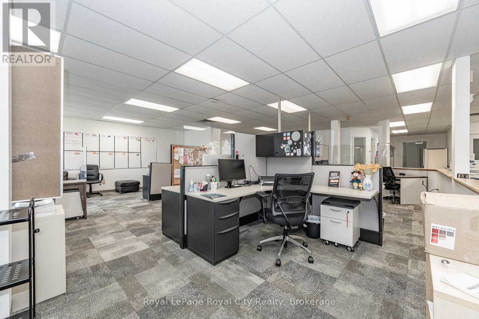 












361 SOUTHGATE DRIVE

,
Guelph (Clairfields/Hanlon Business Park),




Ontario
N1G3M5

