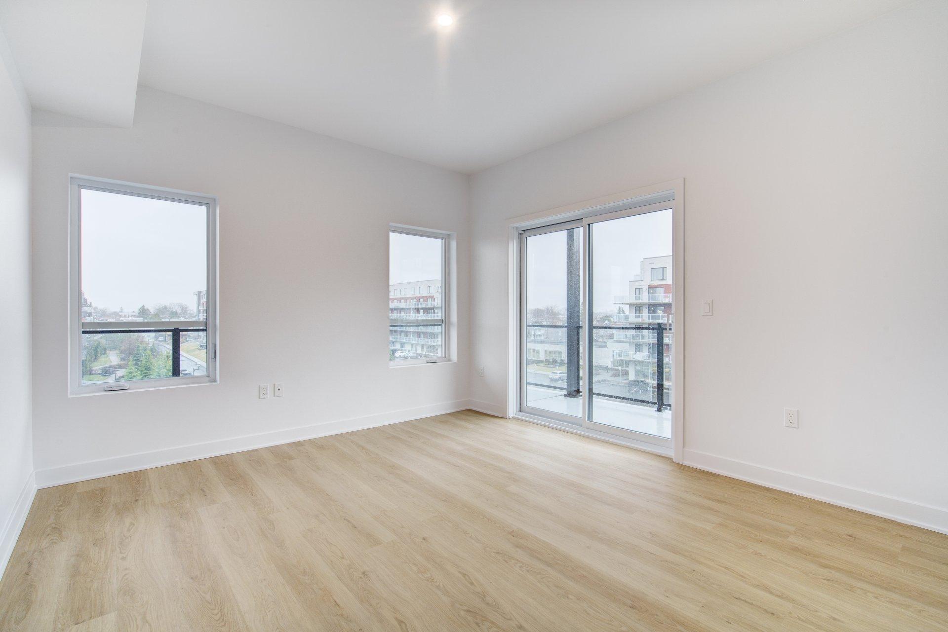 









210


Rue St-Paul

, 204,
Saint-Jean-sur-Richelieu,




QC
J3B0L5

