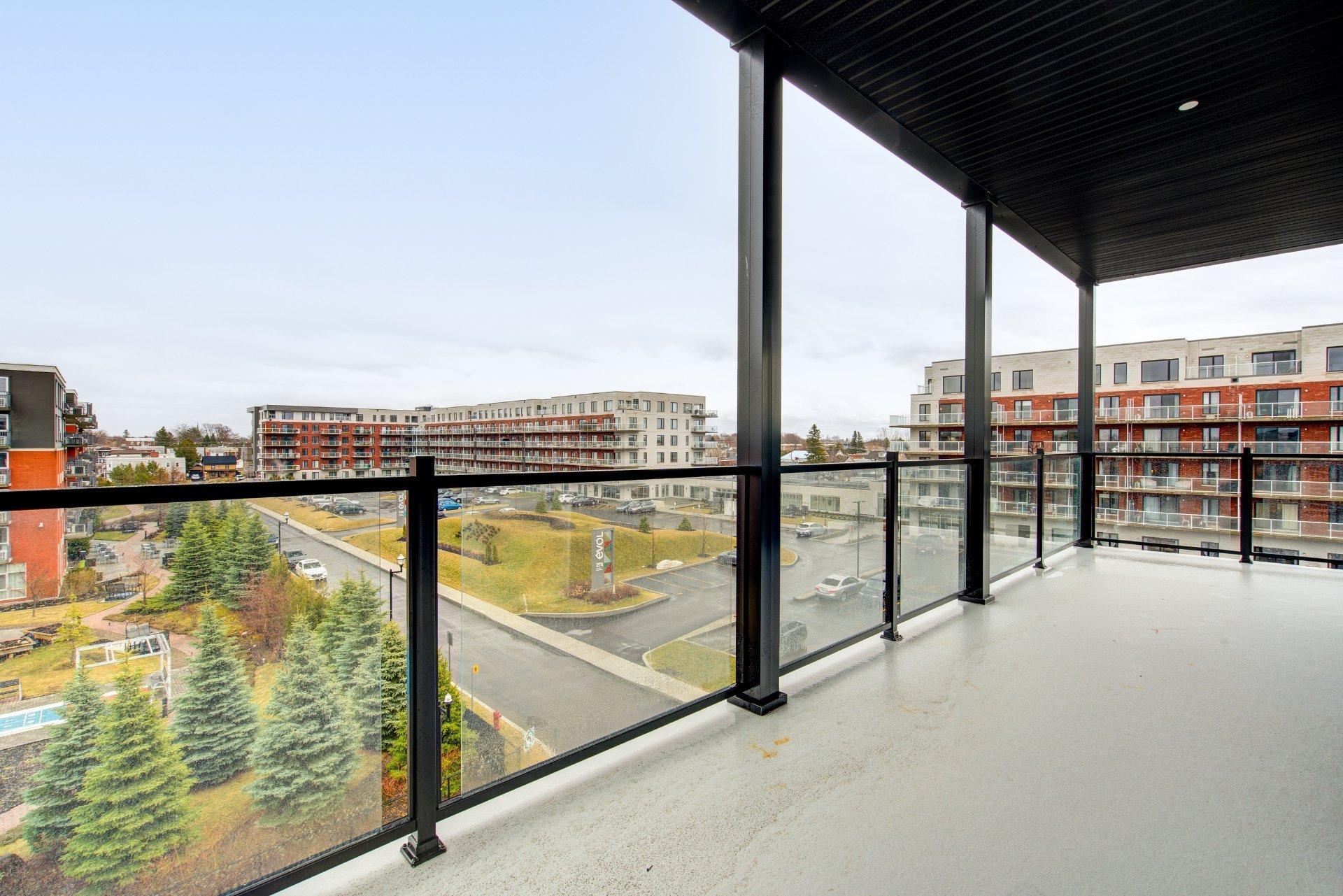 









210


Rue St-Paul

, 204,
Saint-Jean-sur-Richelieu,




QC
J3B0L5

