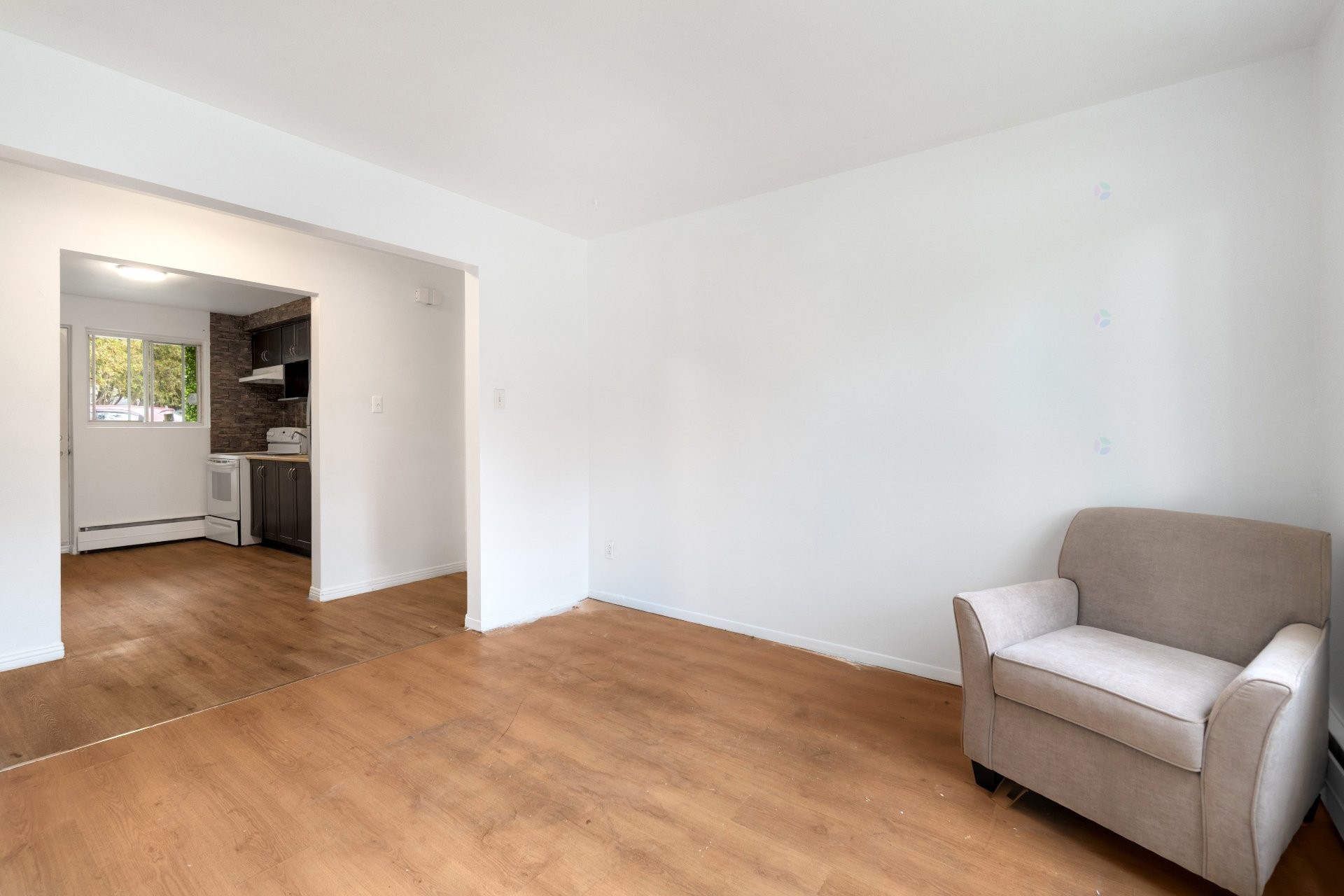 









535


Rue Papineau

,
Sherbrooke (Fleurimont),




QC
J1E1X9

