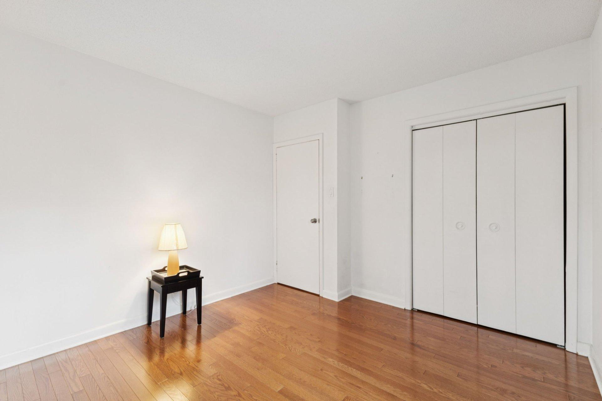 









24


Rue Sunset

,
Gatineau (Gatineau),




QC
J8P8B1

