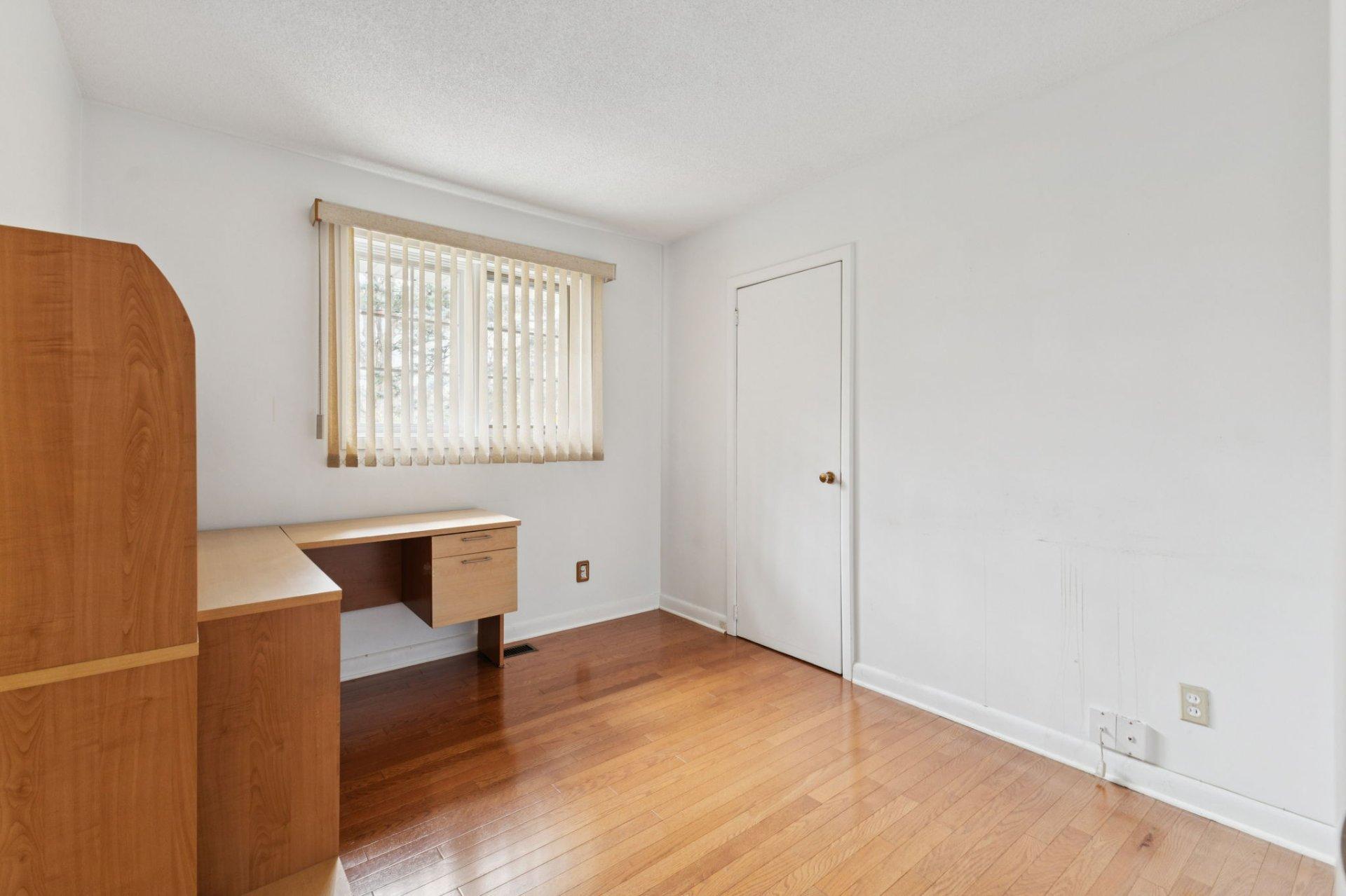 









24


Rue Sunset

,
Gatineau (Gatineau),




QC
J8P8B1

