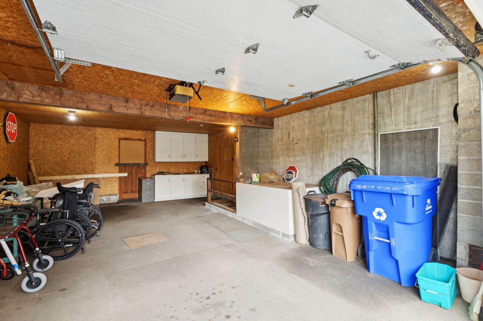 









24


Rue Sunset

,
Gatineau (Gatineau),




QC
J8P8B1

