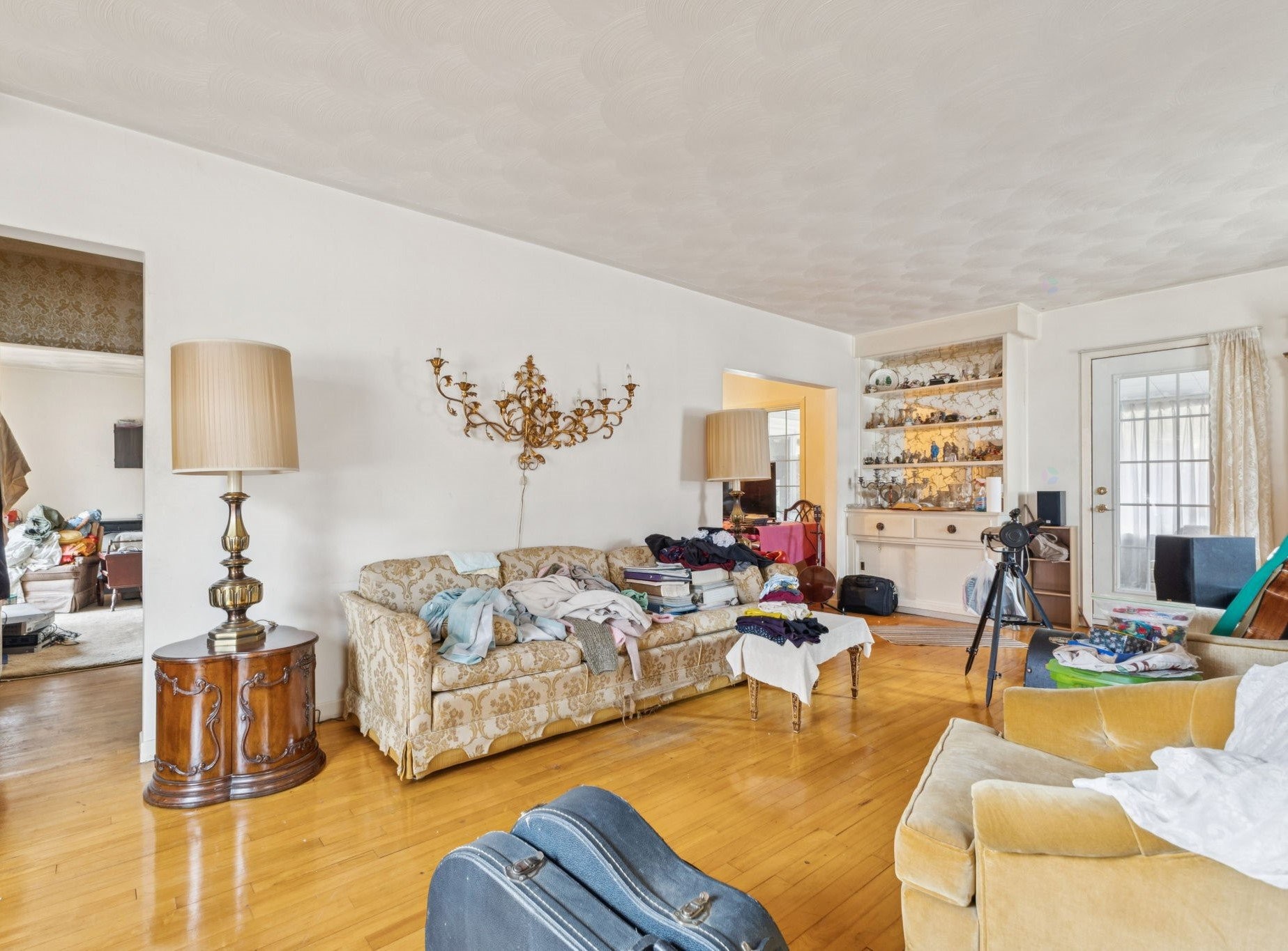 









572


Rue David

,
Gatineau (Buckingham),




QC
J8L2A7

