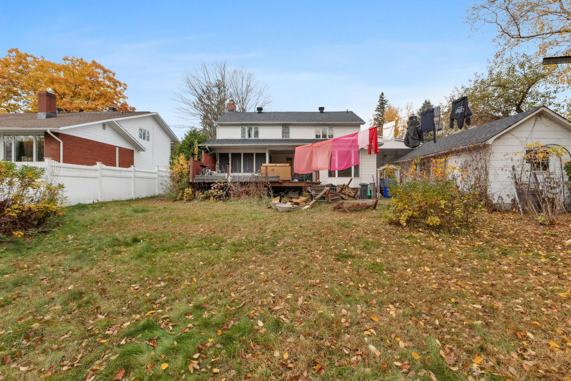 









572


Rue David

,
Gatineau (Buckingham),




QC
J8L2A7

