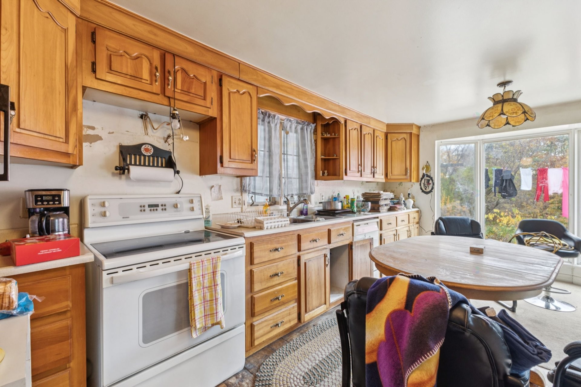 









572


Rue David

,
Gatineau (Buckingham),




QC
J8L2A7

