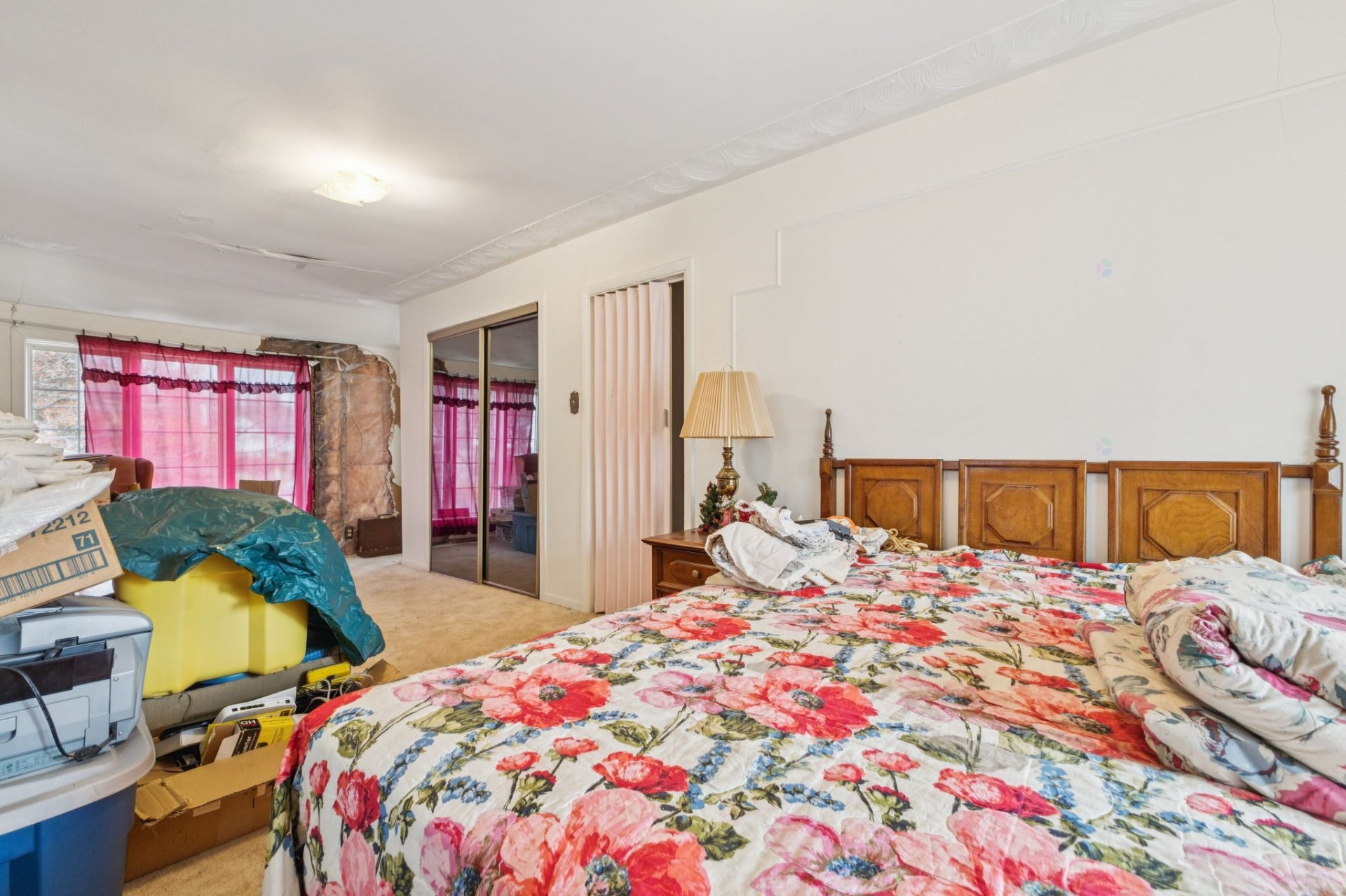 









572


Rue David

,
Gatineau (Buckingham),




QC
J8L2A7

