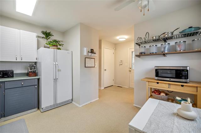 









43


Lamirande

PL,
Winnipeg,




MB
R3V 1S3

