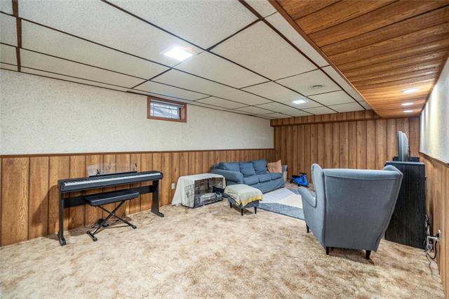 









43


Lamirande

PL,
Winnipeg,




MB
R3V 1S3

