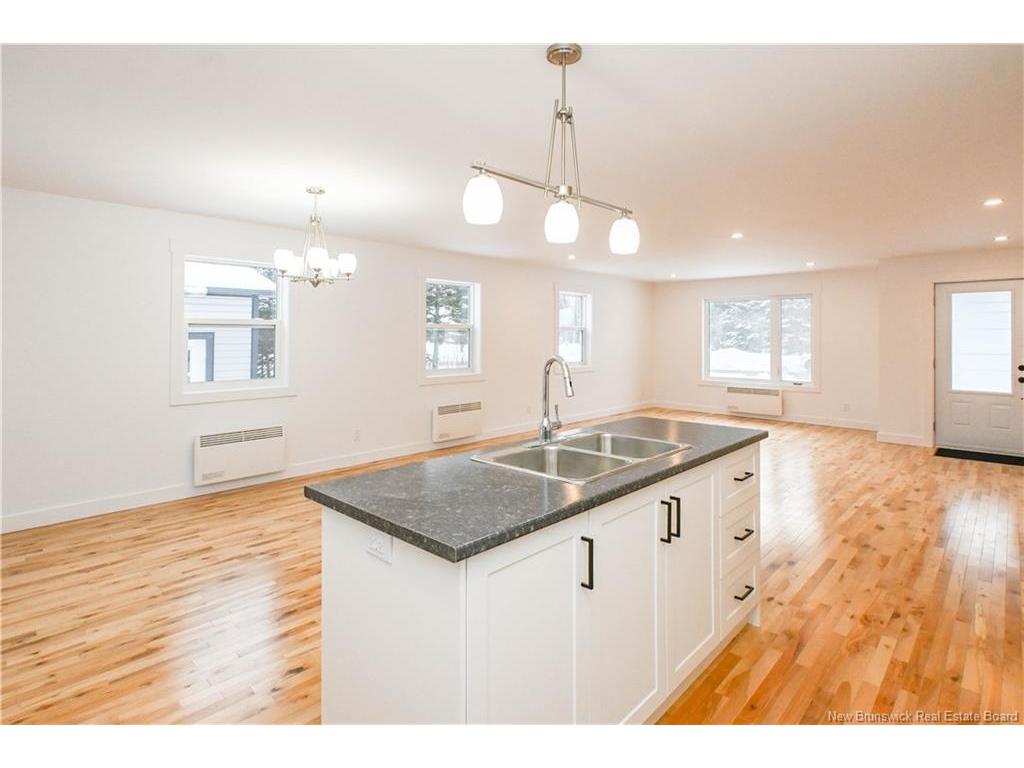 









130


du Portage

AVE,
Grande-Anse,




NB
E8N 1K2

