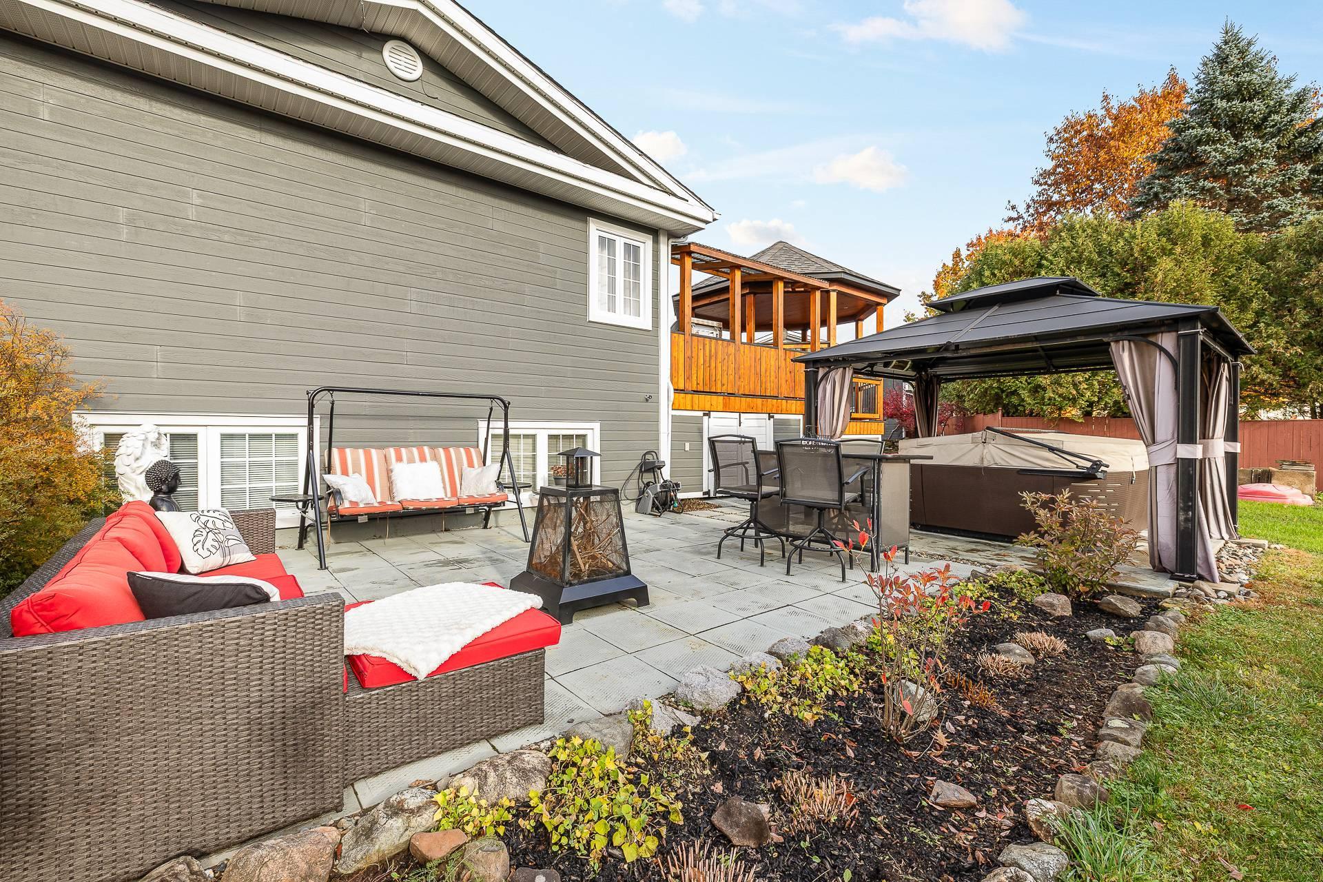 









2951Z


Rue Principale

,
Dunham,




QC
J0E1M0

