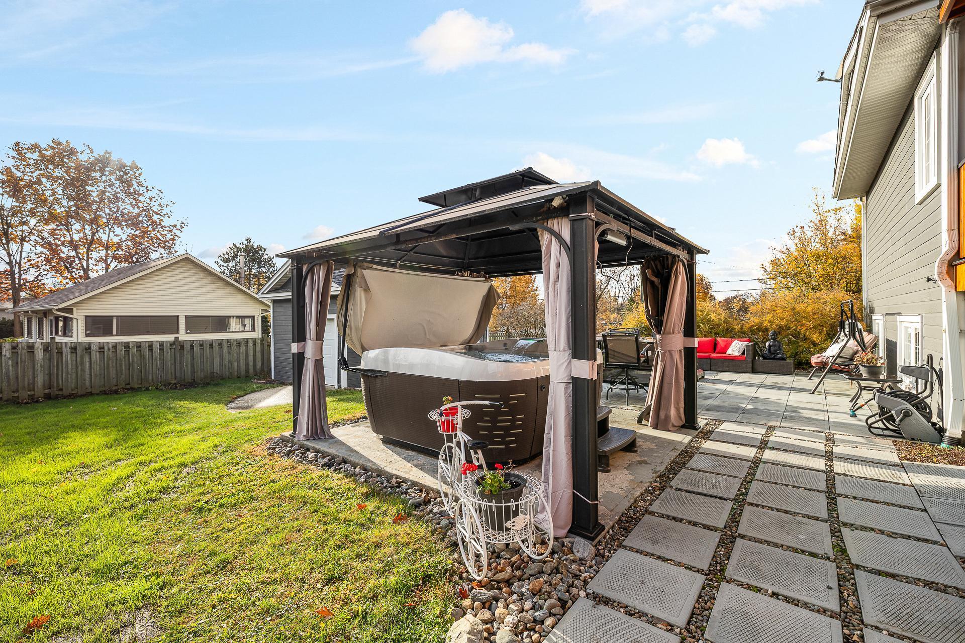 









2951Z


Rue Principale

,
Dunham,




QC
J0E1M0

