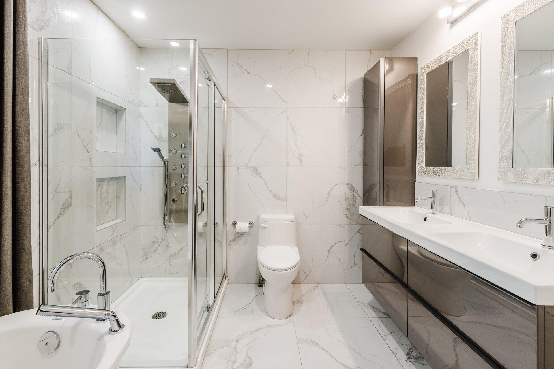 









2015


Rue Bellevue

,
Saint-Bruno-de-Montarville,




QC
J3V3X3

