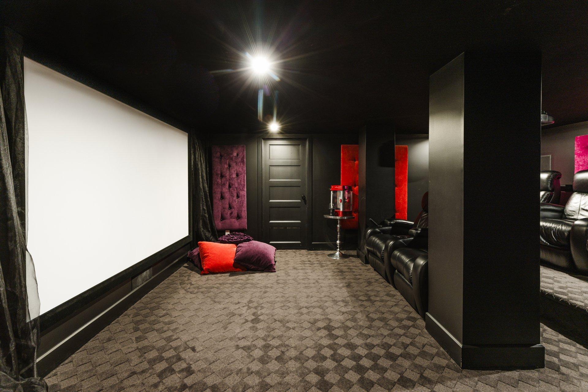 









2015


Rue Bellevue

,
Saint-Bruno-de-Montarville,




QC
J3V3X3

