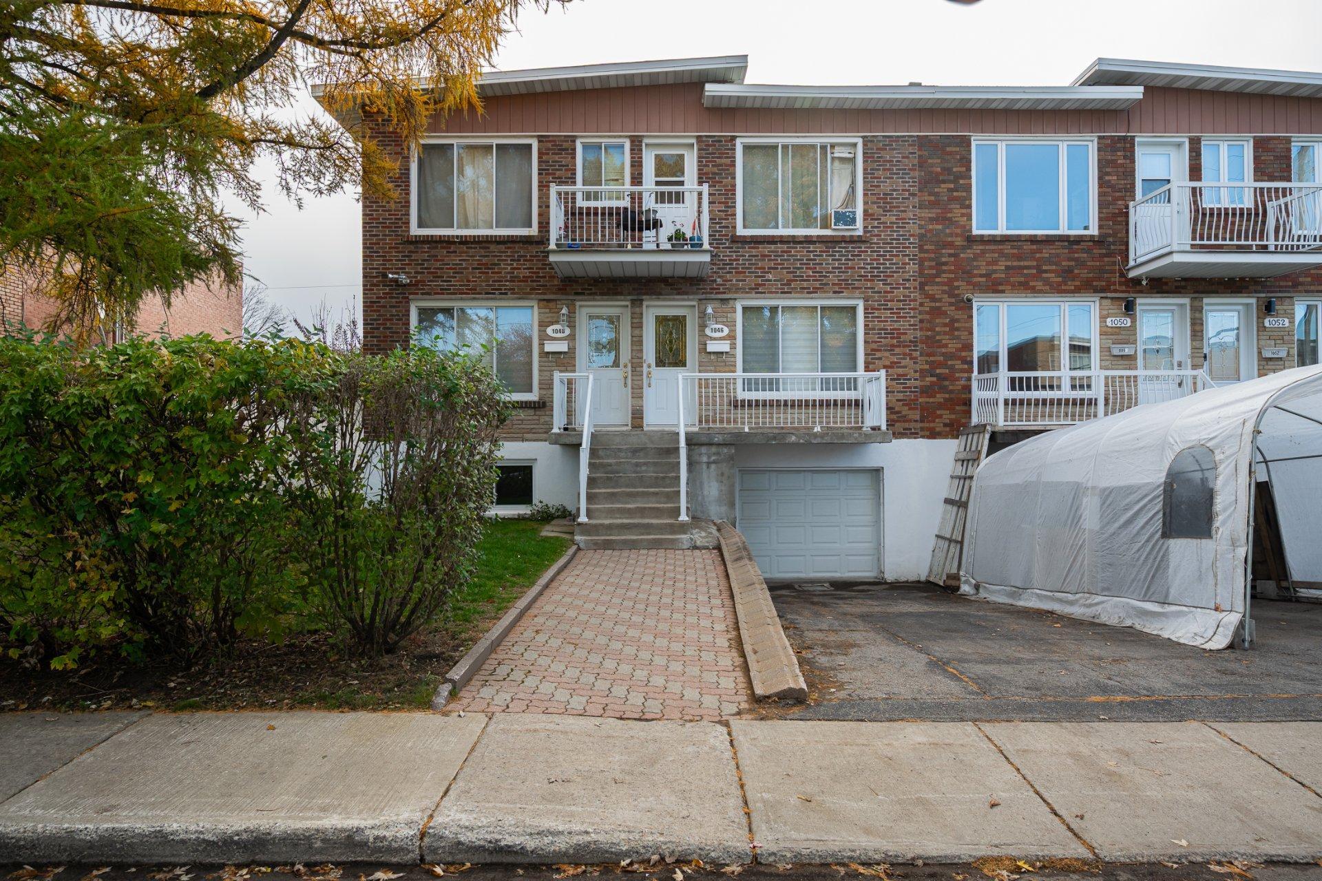 









1046

 - 1048


Rue Mill Hill

,
Laval (Chomedey),




QC
H7W1P4


