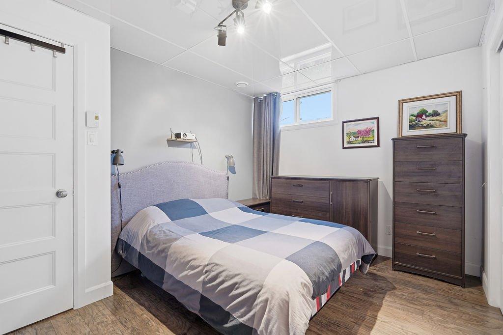 









218


Rue du Parc

,
Saint-Henri,




QC
G0R3E0

