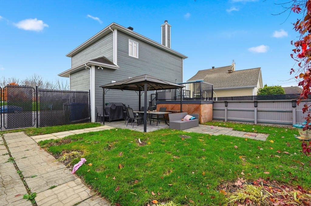 









218


Rue du Parc

,
Saint-Henri,




QC
G0R3E0

