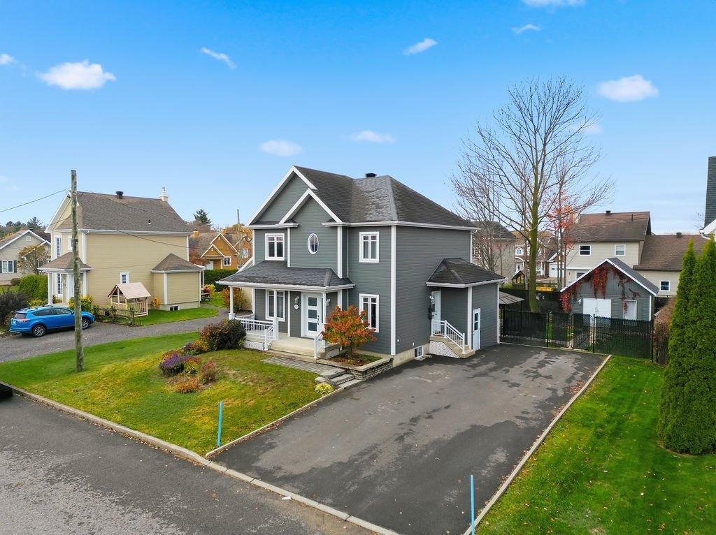 









218


Rue du Parc

,
Saint-Henri,




QC
G0R3E0

