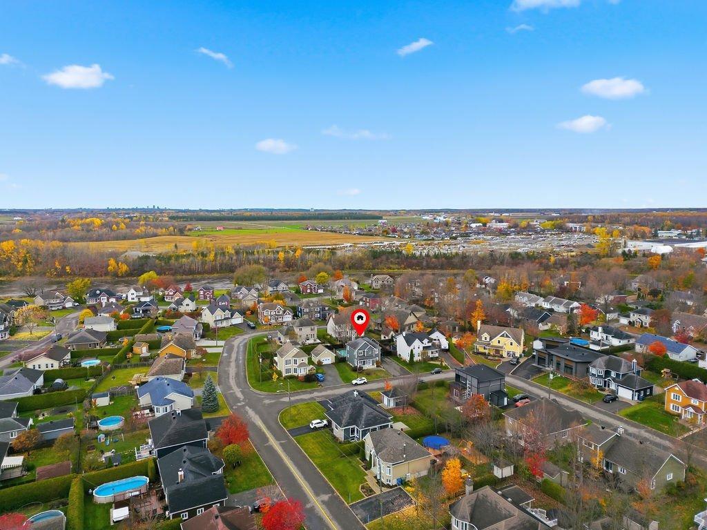 









218


Rue du Parc

,
Saint-Henri,




QC
G0R3E0

