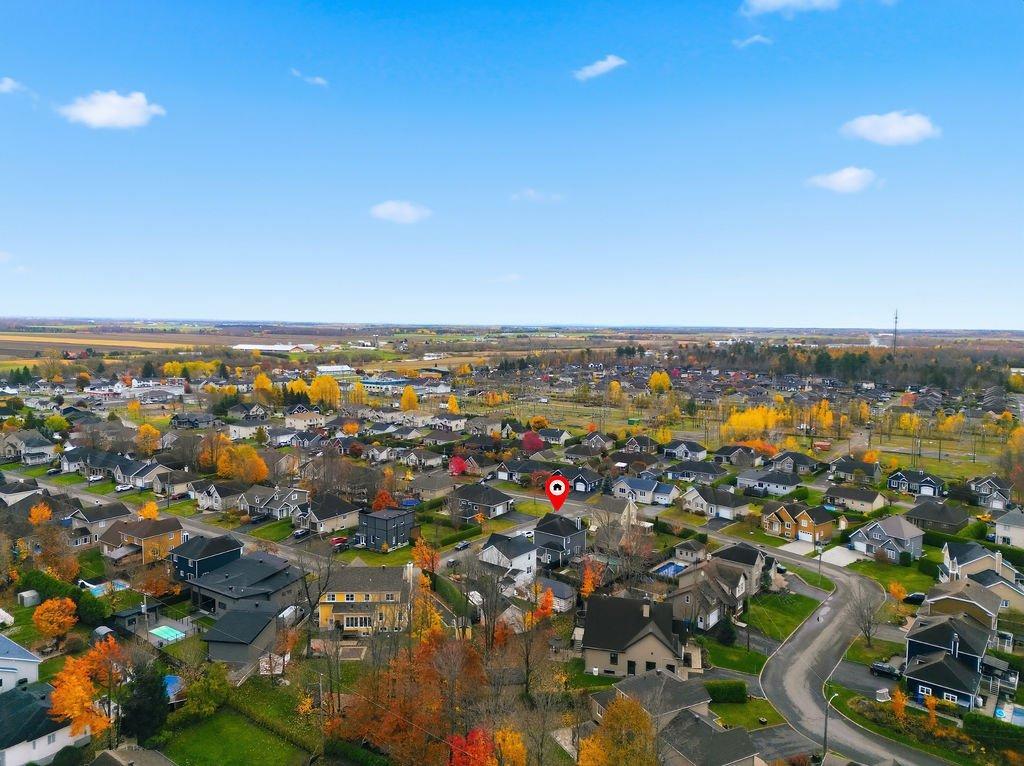 









218


Rue du Parc

,
Saint-Henri,




QC
G0R3E0

