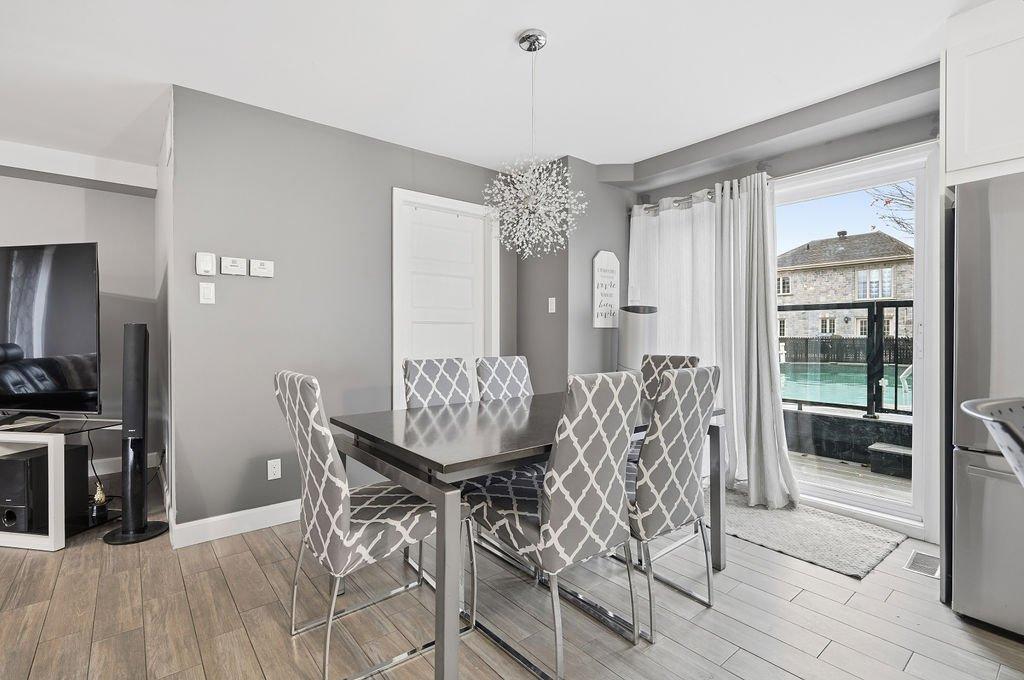 









218


Rue du Parc

,
Saint-Henri,




QC
G0R3E0

